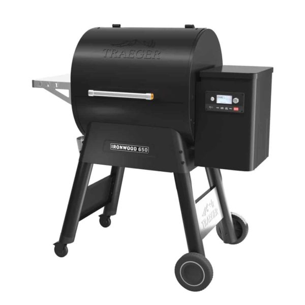 Traeger Ironwood 650 side angle