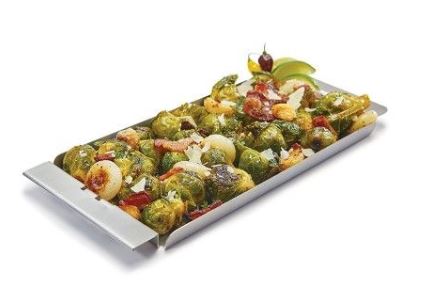 Broil King Narrow Topper - with food