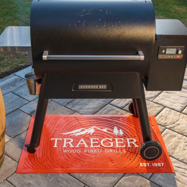 Ironwood 885 sitting on a Traeger Floor Mat