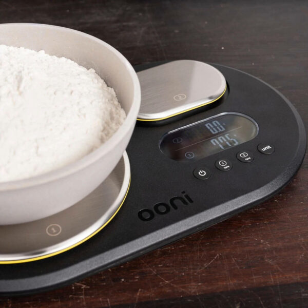 Ooni Dual Scales measuring flour